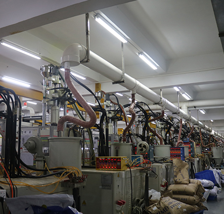 立式成型注塑機 立式成型注塑機